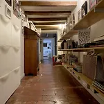 Fascinating Central Hideaway In A Physicist\'S Home